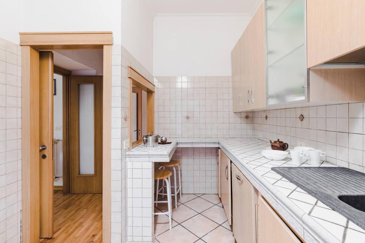 Elegant Apartment Via Veneto By Varental Rome Exterior photo